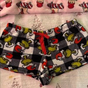2 Grinch Sleep Shorts